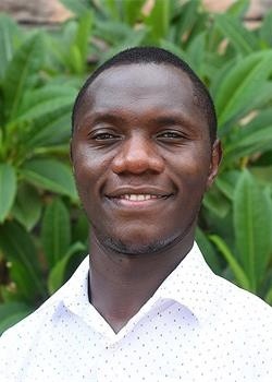 元耕山语湖双语国际学校Elly Papsy Wafula图片