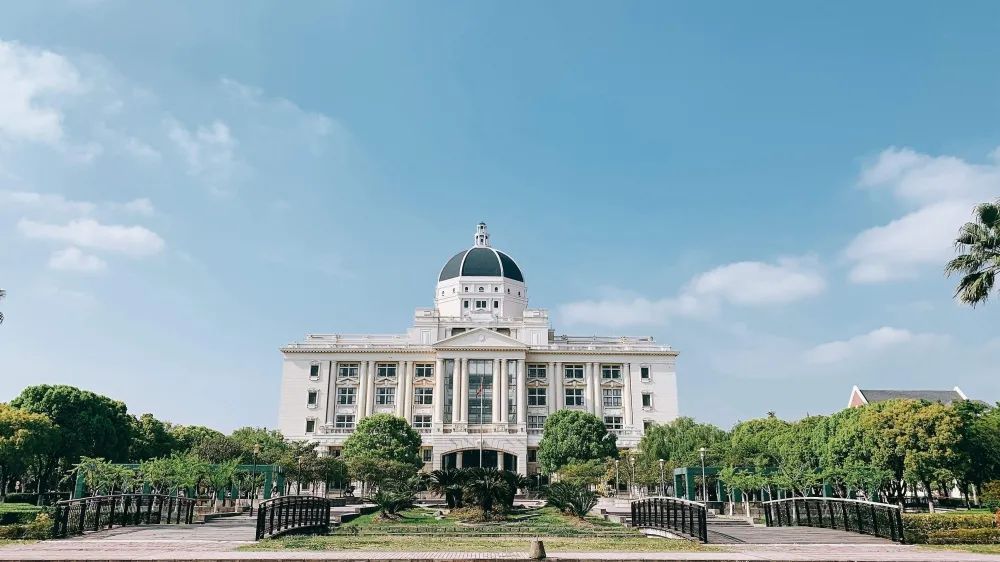 上外立泰剑桥中心