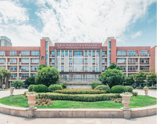 句容碧桂园学校