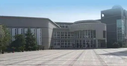 平湖中学-圣玛丽国际部